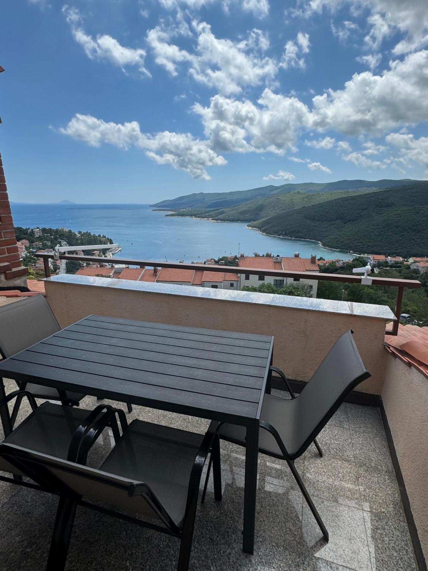 Apartments Emilia Rabac Luaran gambar
